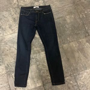 Free people jeans size 27  dark wash. 61865-16515135